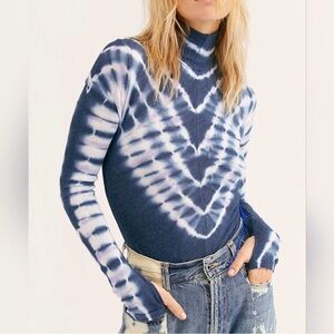 We The Free purple and White Tie-Dye Long Sleeve Top